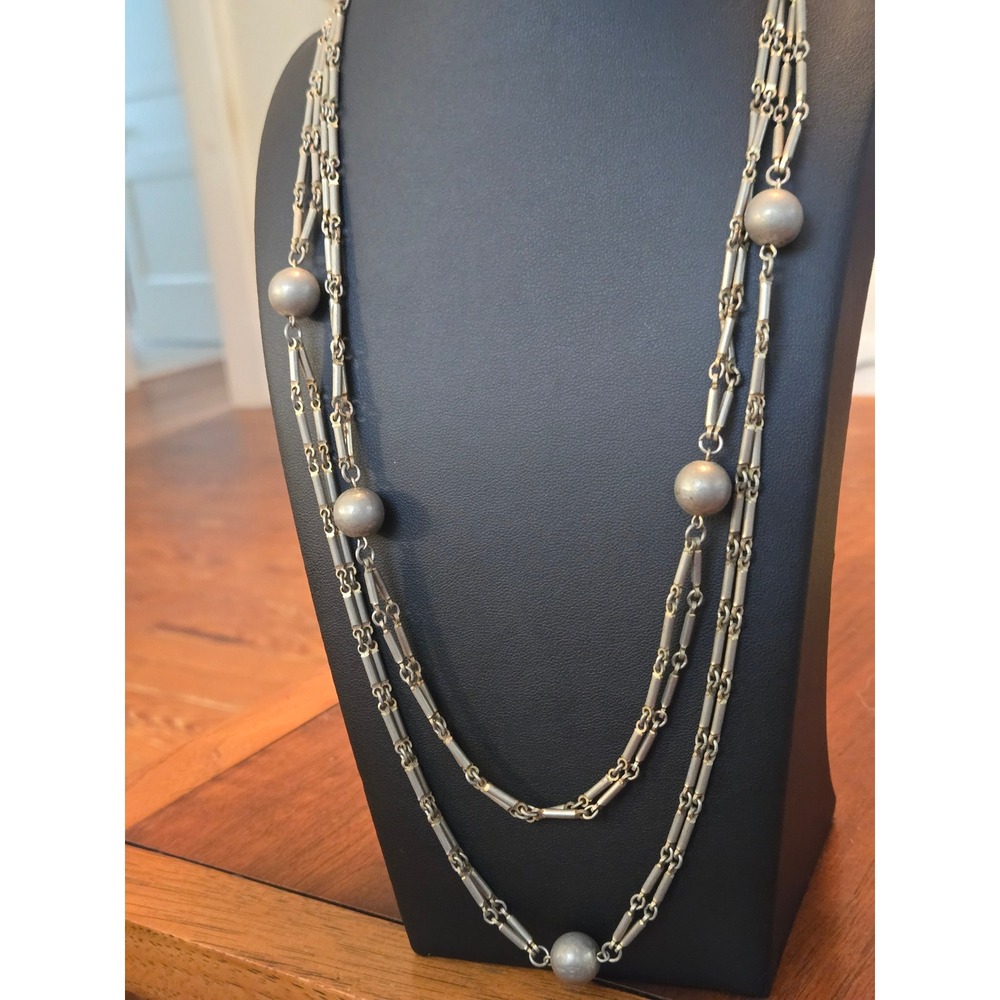 Silvertone Ball Station Necklace Vintage - Picture 1 of 8